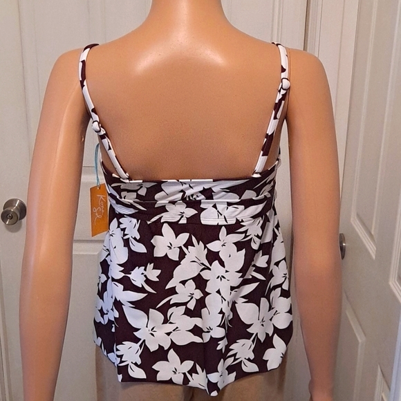 NWT Kona Sol Swimsuit Top with Adjustable Straps Burgandy & White Floral Design - Picture 5 of 7